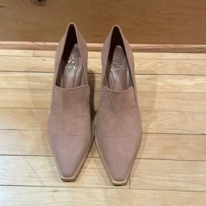 Vince Camuto, blush suede, size 10